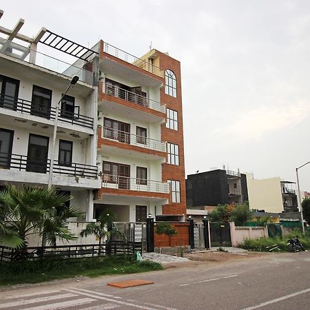 Oyo 9192 Hotel Raghav Residency Noida Exterior foto